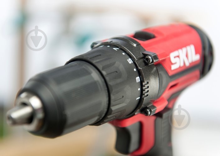 Шуруповерт аккумуляторный SKIL DD1E3008CA+BC1E3136AA - фото 7