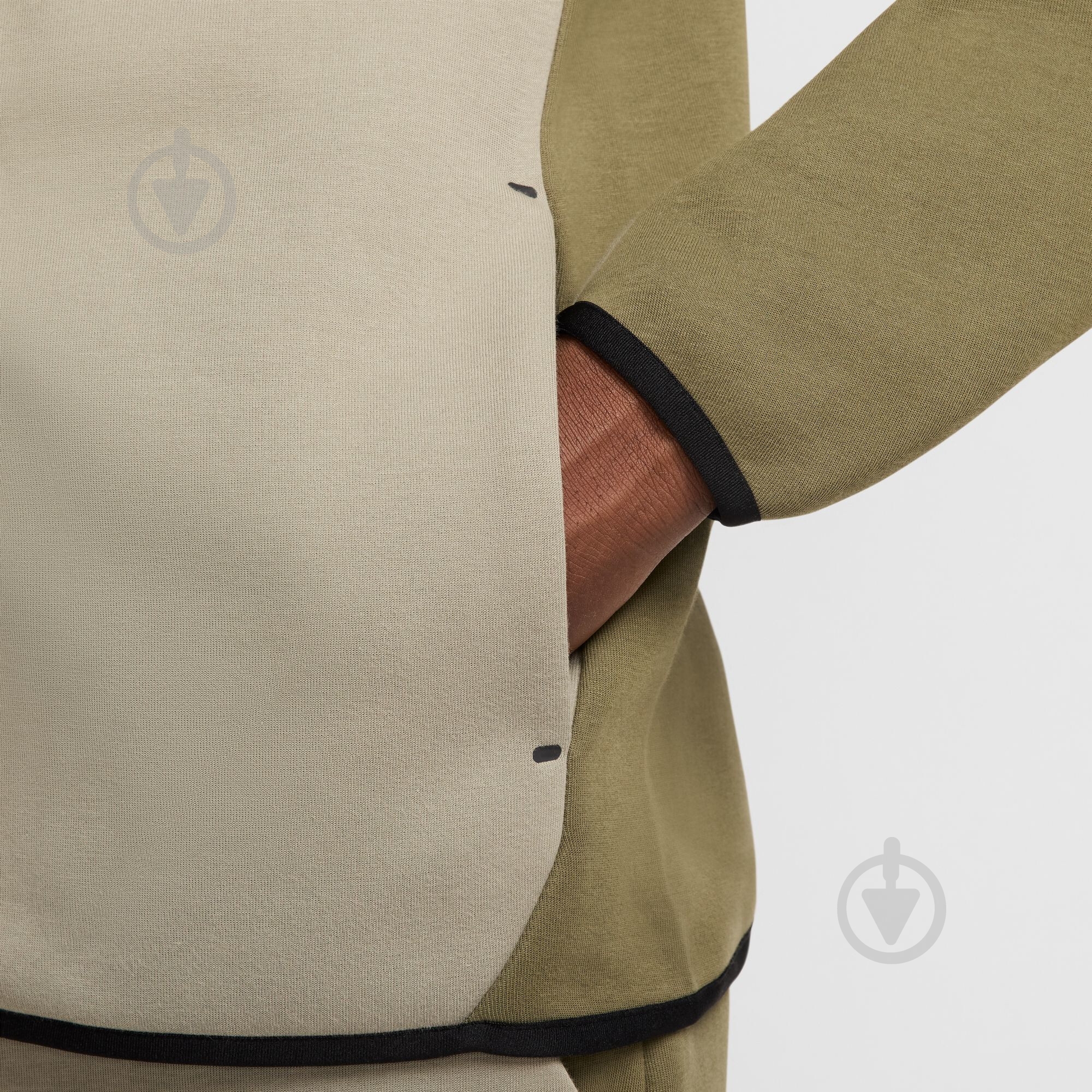 Джемпер Nike M NK TCH FLC FZ WR HOODIE HV0949-222 р.M хаки - фото 10 Джемпер Nike M NK TCH FLC FZ WR HOODIE HV0949-222 р.M хаки - фото 10