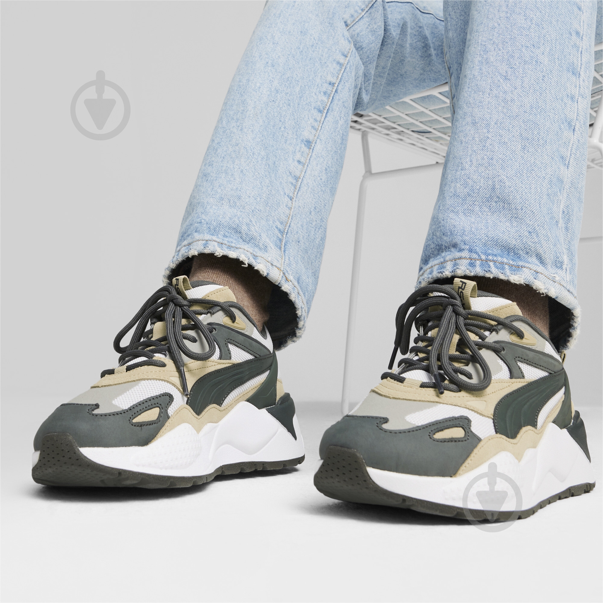 Кроссовки мужские Puma RS-X EFEKT PRM 39077624 р.41 бежевые - фото 3 Кроссовки мужские Puma RS-X EFEKT PRM 39077624 р.41 бежевые - фото 3
