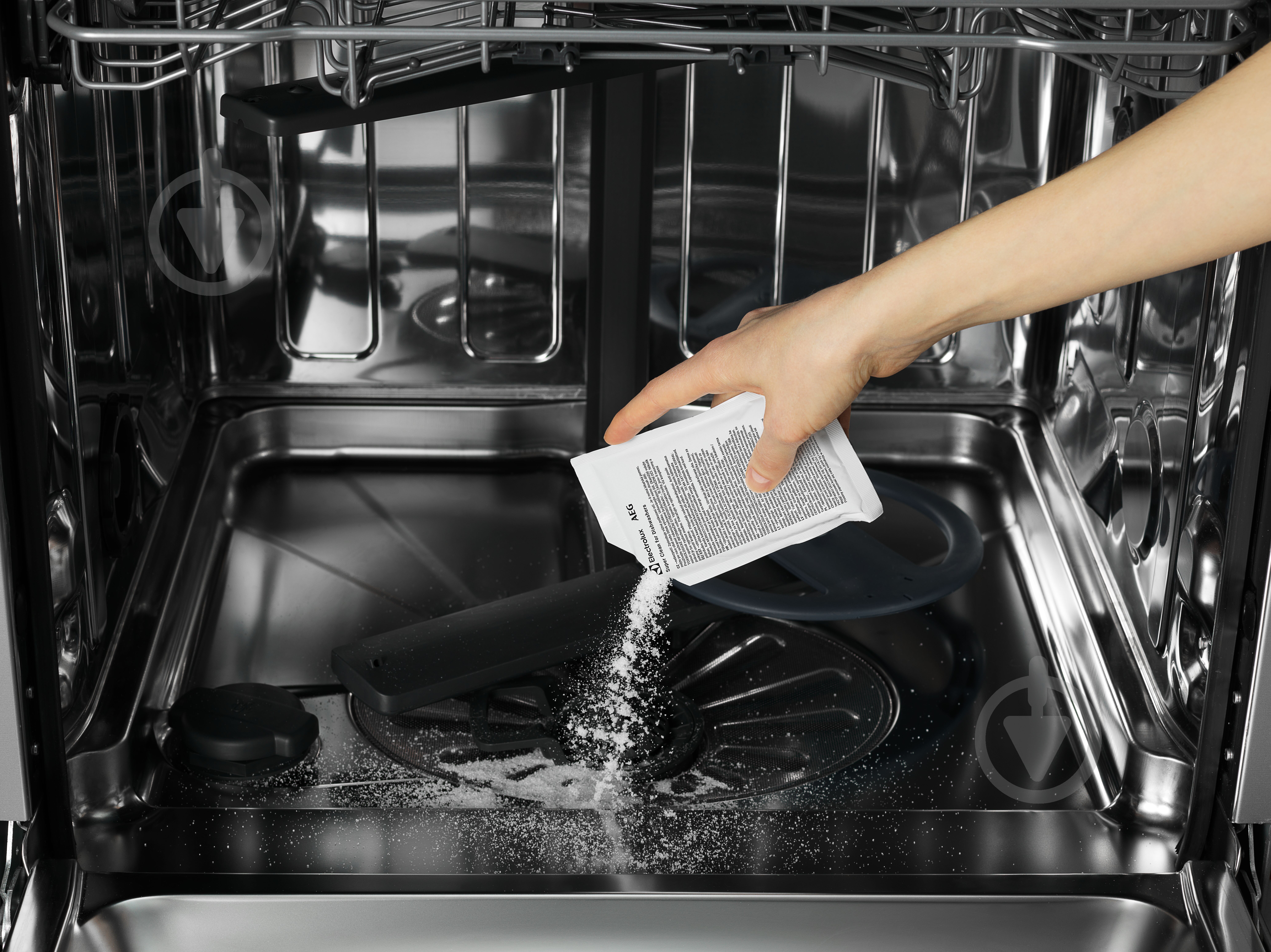 Засіб для видалення накипу Electrolux саше M2GCP101 - фото 3 Засіб для видалення накипу Electrolux саше M2GCP101 - фото 3