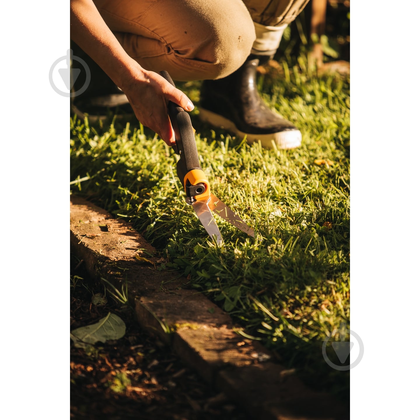 Ножиці для трави Fiskars з серво-системою GS42 - фото 5