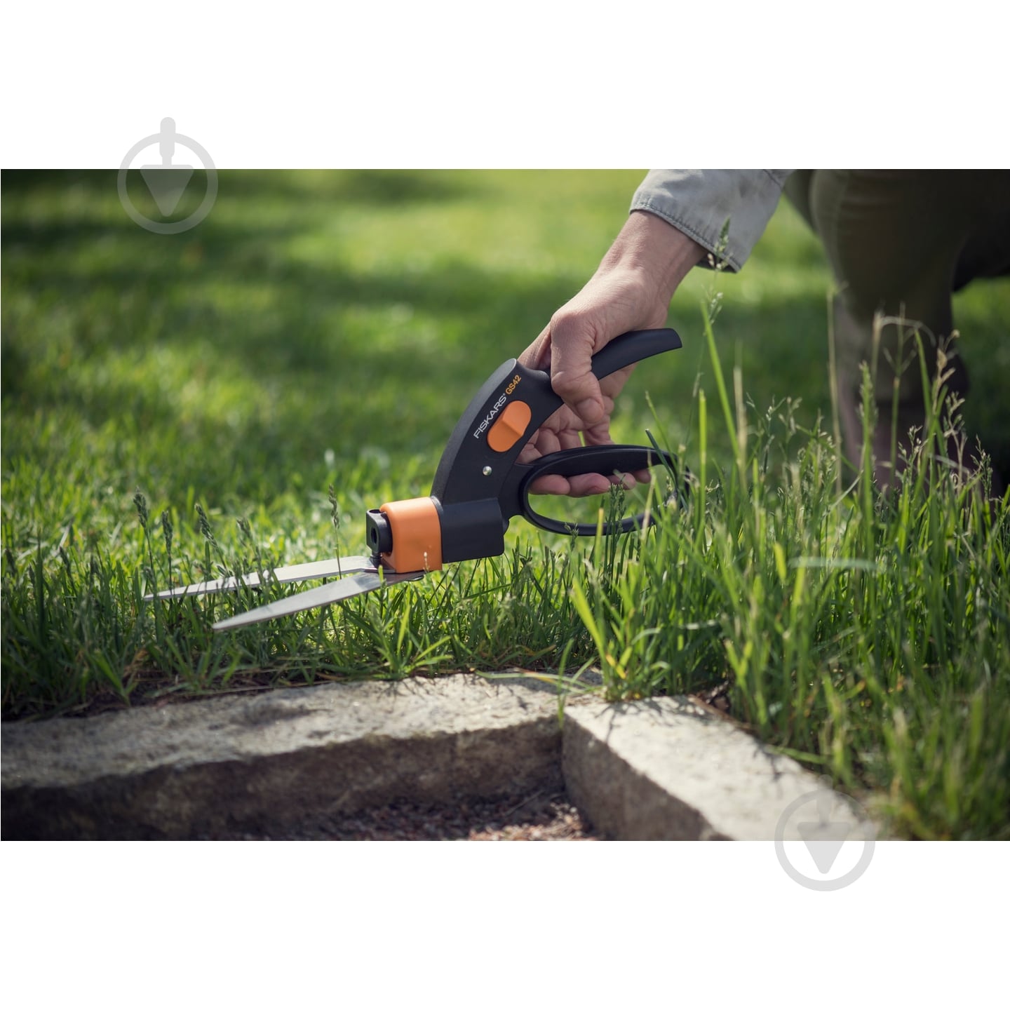 Ножиці для трави Fiskars з серво-системою GS42 - фото 4
