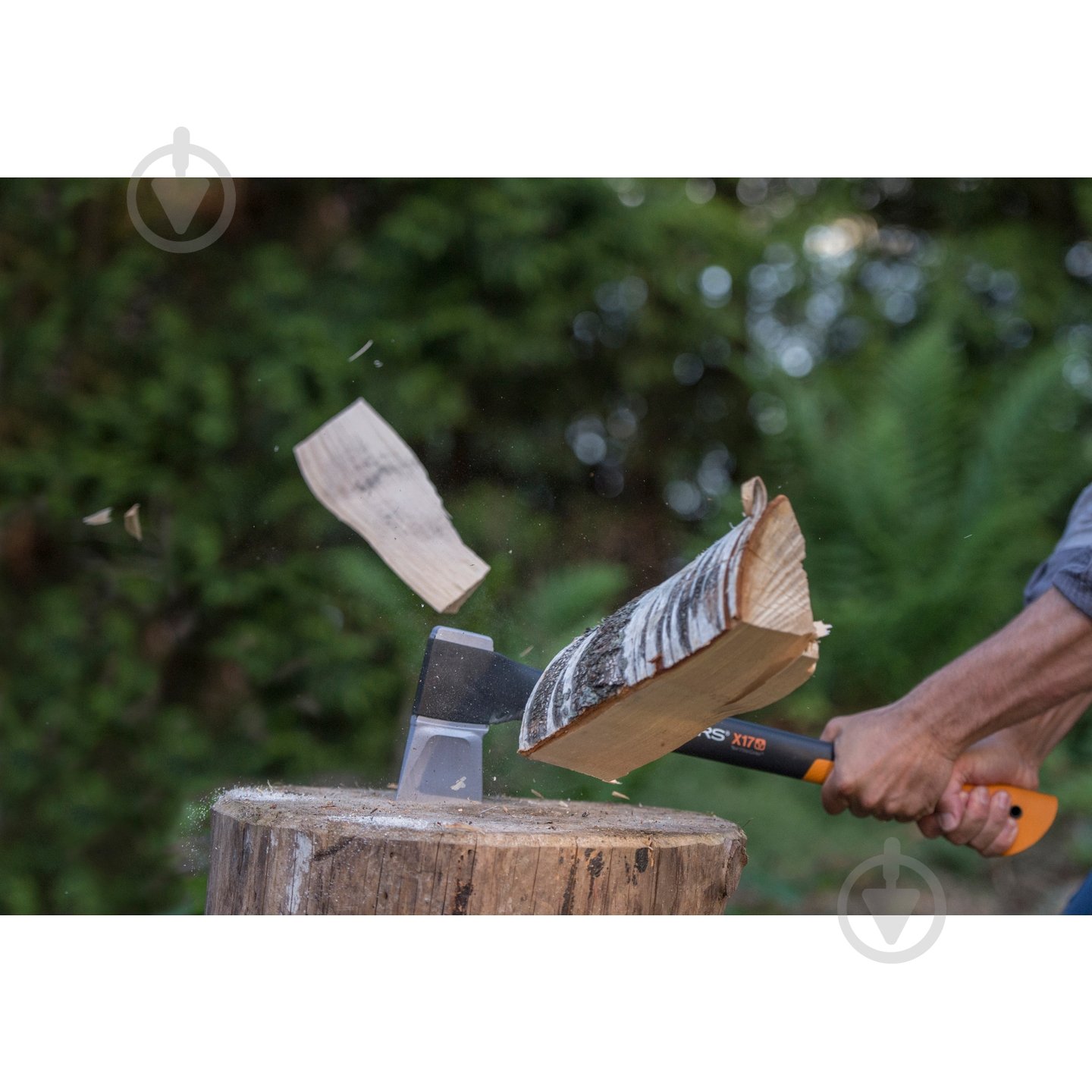 Топор-колун Fiskars M Х17 - фото 5