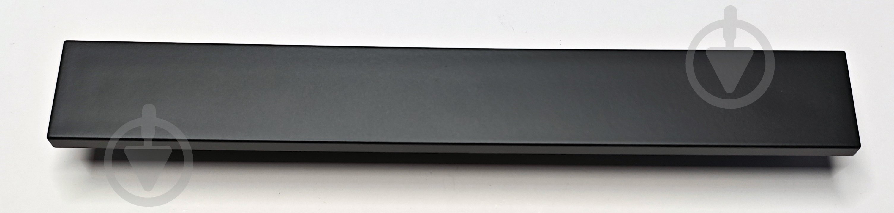 Мебельная ручка накладная Poliplast 96+96 мм 377 192 мм матовый черный - фото 1 Мебельная ручка накладная Poliplast 96+96 мм 377 192 мм матовый черный - фото 1