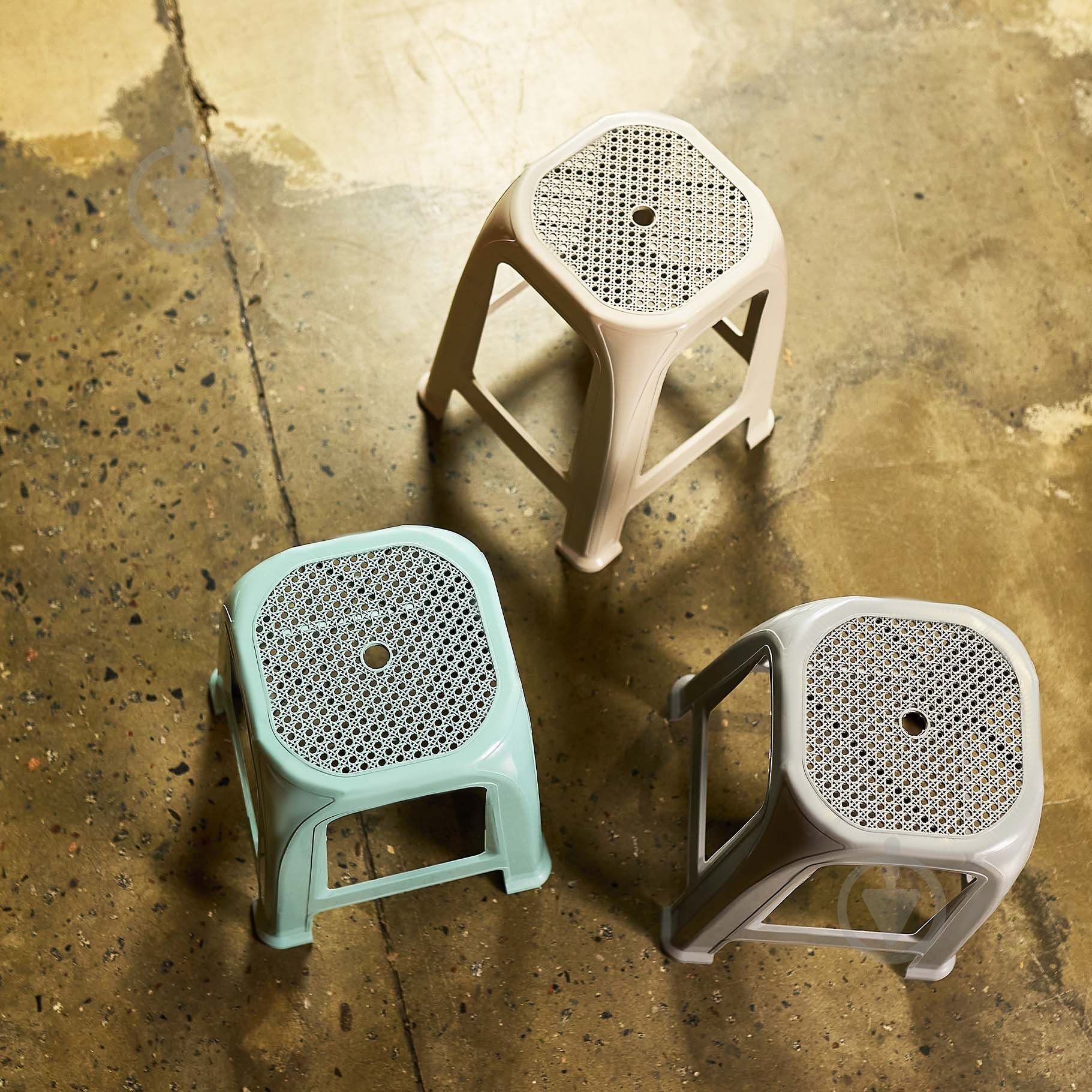 Табурет пластиковый Алеана Пиф 46x36,5x36,5 см серый матовый - фото 2