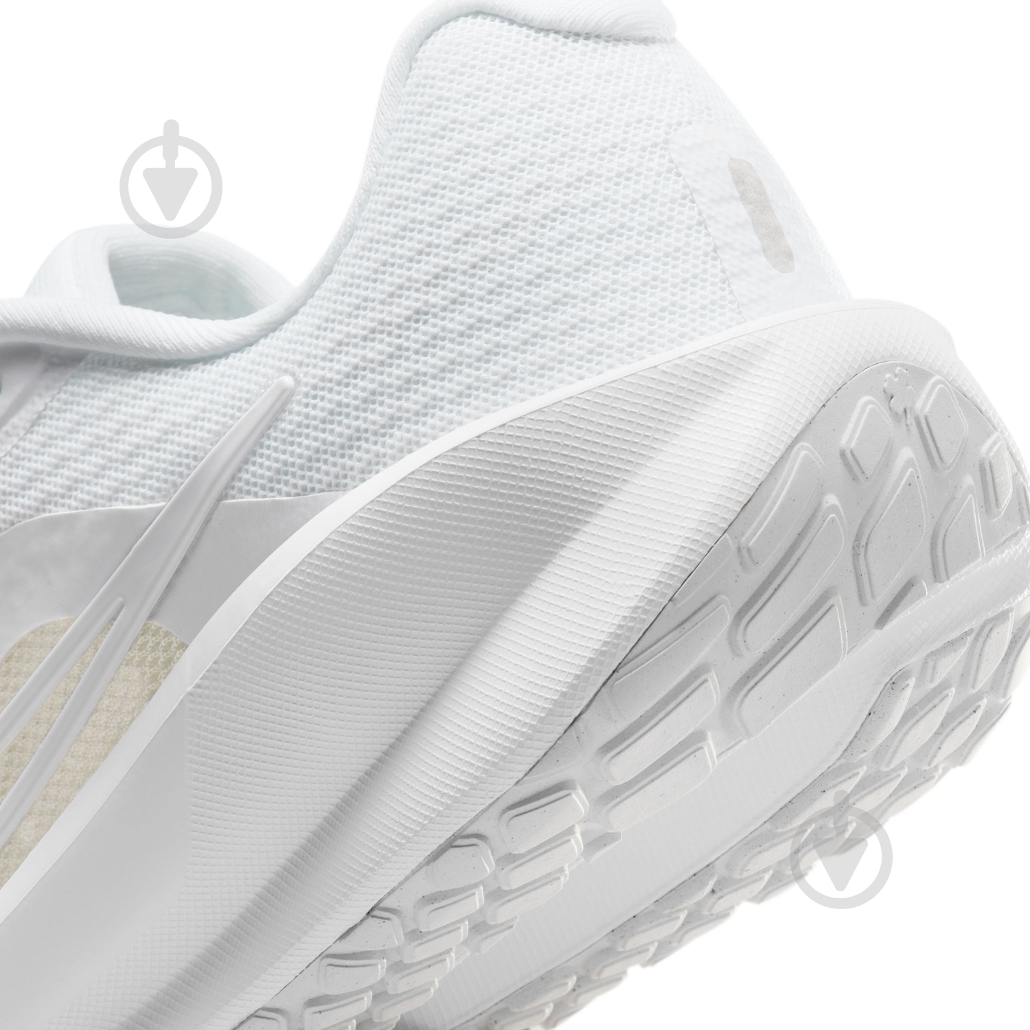 Кроссовки женские Nike W DOWNSHIFTER 13 FD6476-101 р.36 белые - фото 9 Кроссовки женские Nike W DOWNSHIFTER 13 FD6476-101 р.36 белые - фото 9