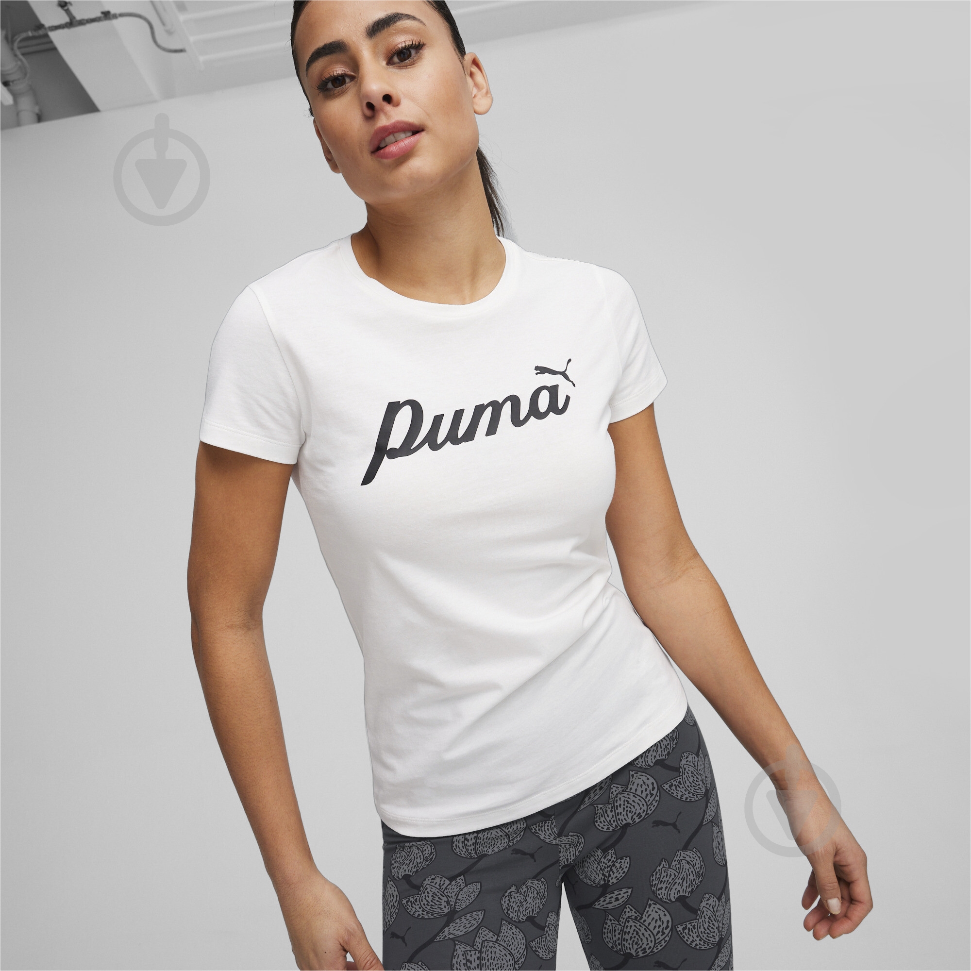 Футболка Puma ESS+ SCRIPT TEE 67931502 р.XL белый - фото 4 Футболка Puma ESS+ SCRIPT TEE 67931502 р.XL белый - фото 4