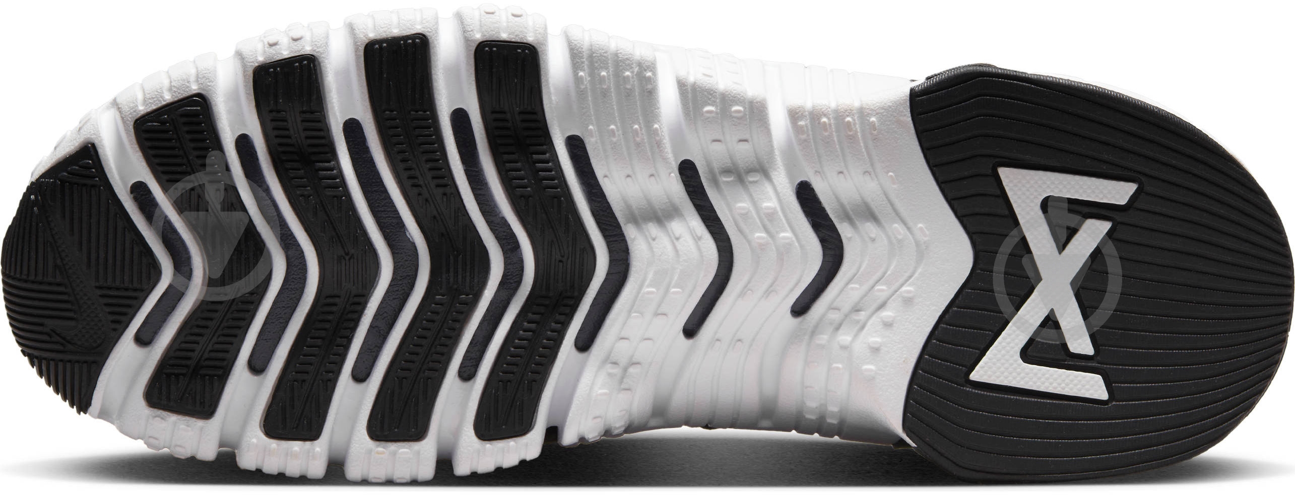 Кроссовки женские Nike FREE METCON 5 DV3950-001 р.39 черные - фото 13
