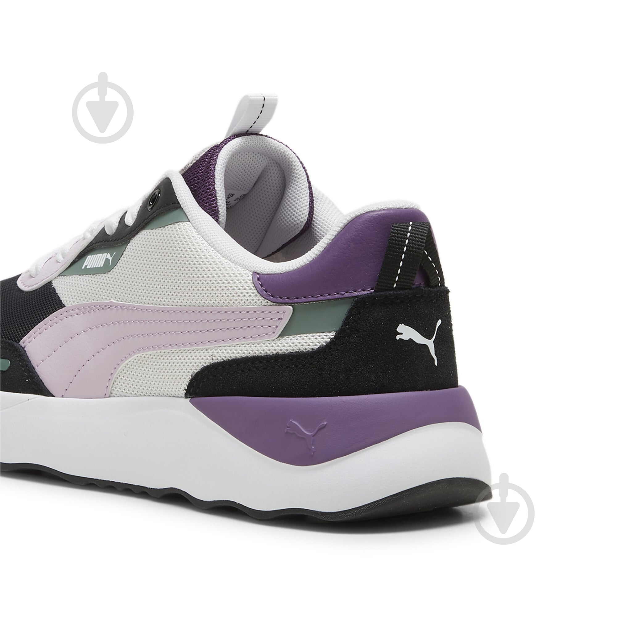 Кросівки жіночі Puma RUNTAMED PLATFORM 39232413 р.38 різнокольорові - фото 2