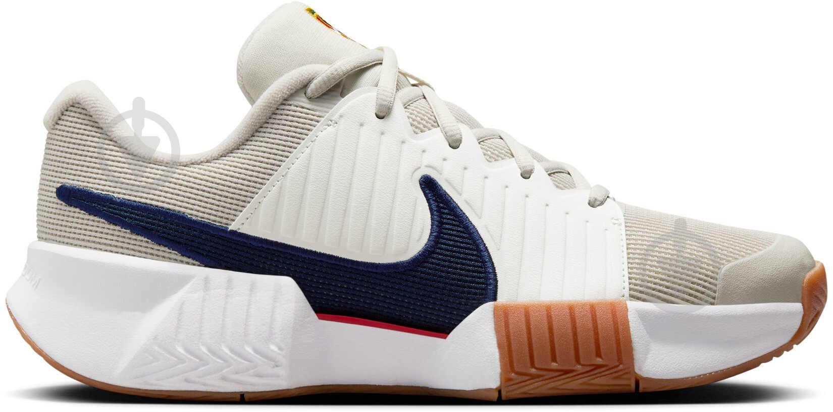 Кросівки жіночі Nike GP Challenge Pro FB3146-002 р.38 бежеві - фото 1