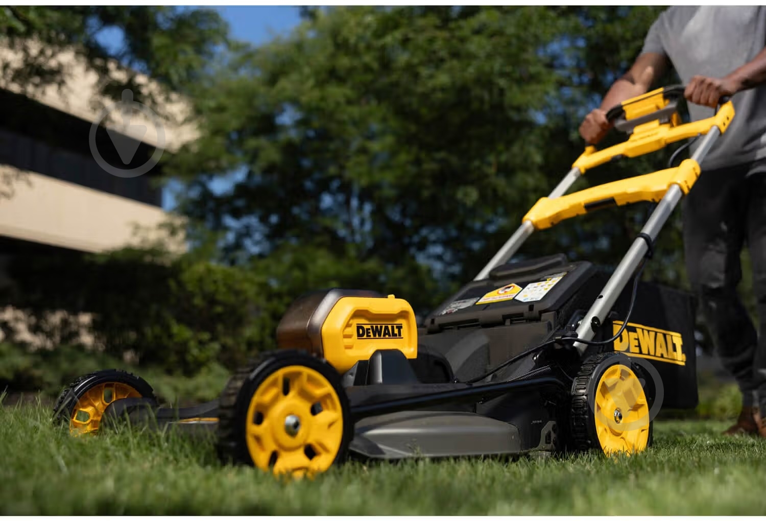 Газонокосилка аккумуляторная DeWalt DCMWSP550N - фото 9