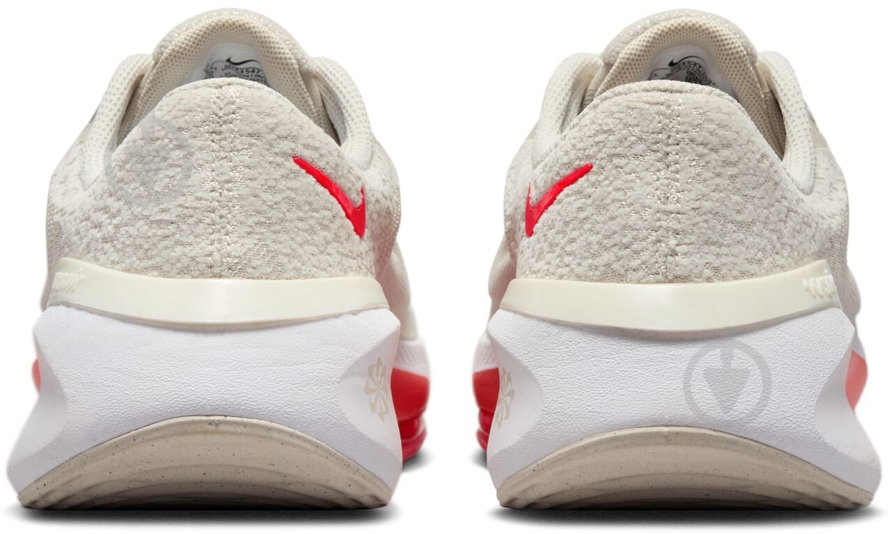 Кроссовки женские Nike Versair DZ3547-102 р.38,5 бежевые - фото 6 Кроссовки женские Nike Versair DZ3547-102 р.38,5 бежевые - фото 6