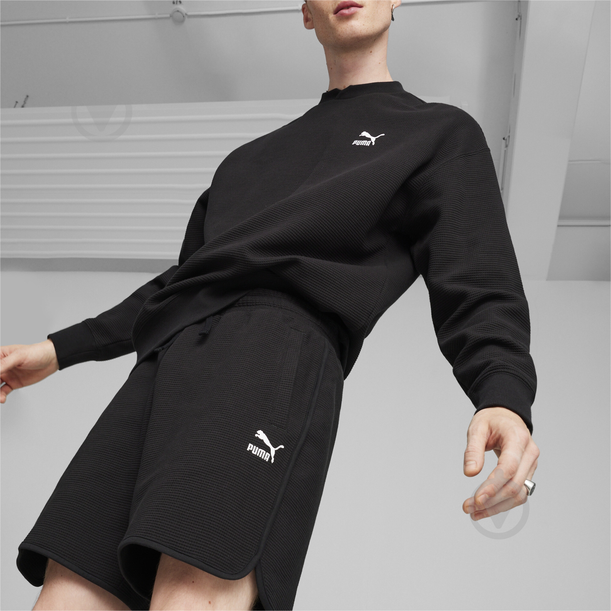 Шорты Puma CLASSICS WAFFLE SHORTS 7"" 62425201 р. M черный - фото 5