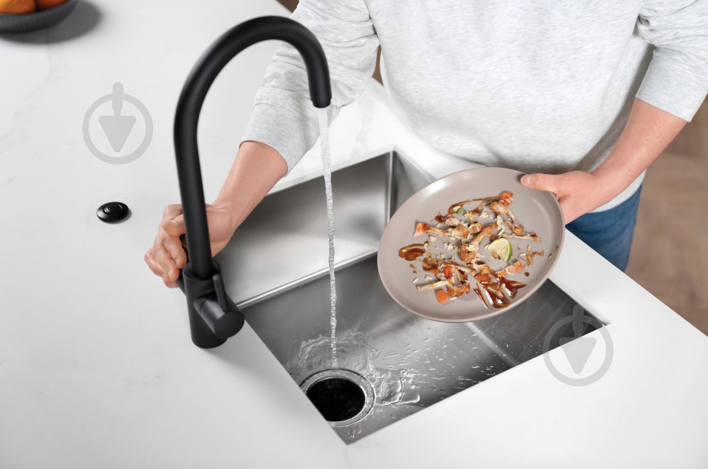 Подрібнювач харчових відходів IN SINK ERATOR Evolution Plus 1000 - фото 9