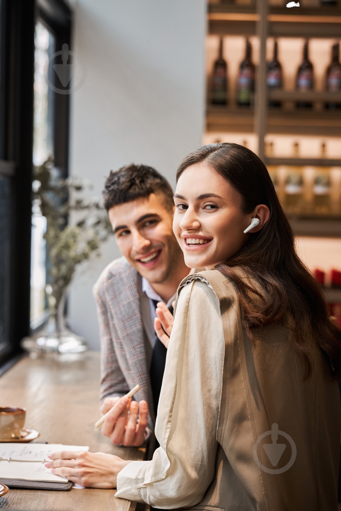 Навушники 1More ComfoBuds Pro TWS Headphones white (768485) (ES901) - фото 25 Навушники 1More ComfoBuds Pro TWS Headphones white (768485) (ES901) - фото 25