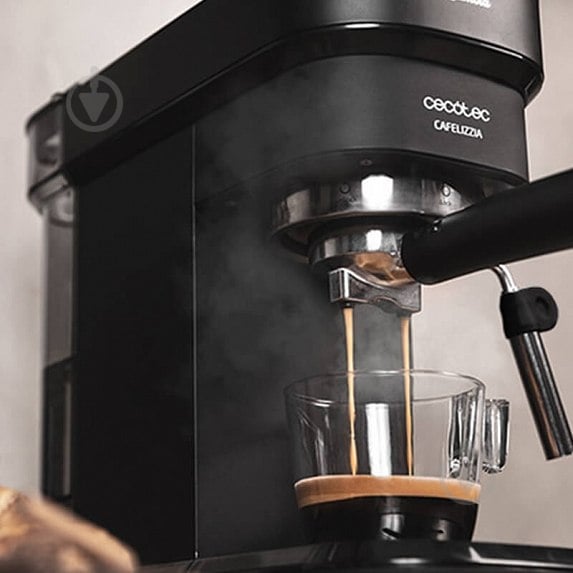 Кофеварка рожковая CECOTEC Cafelizzia 790 Black CCTC-01651 - фото 3