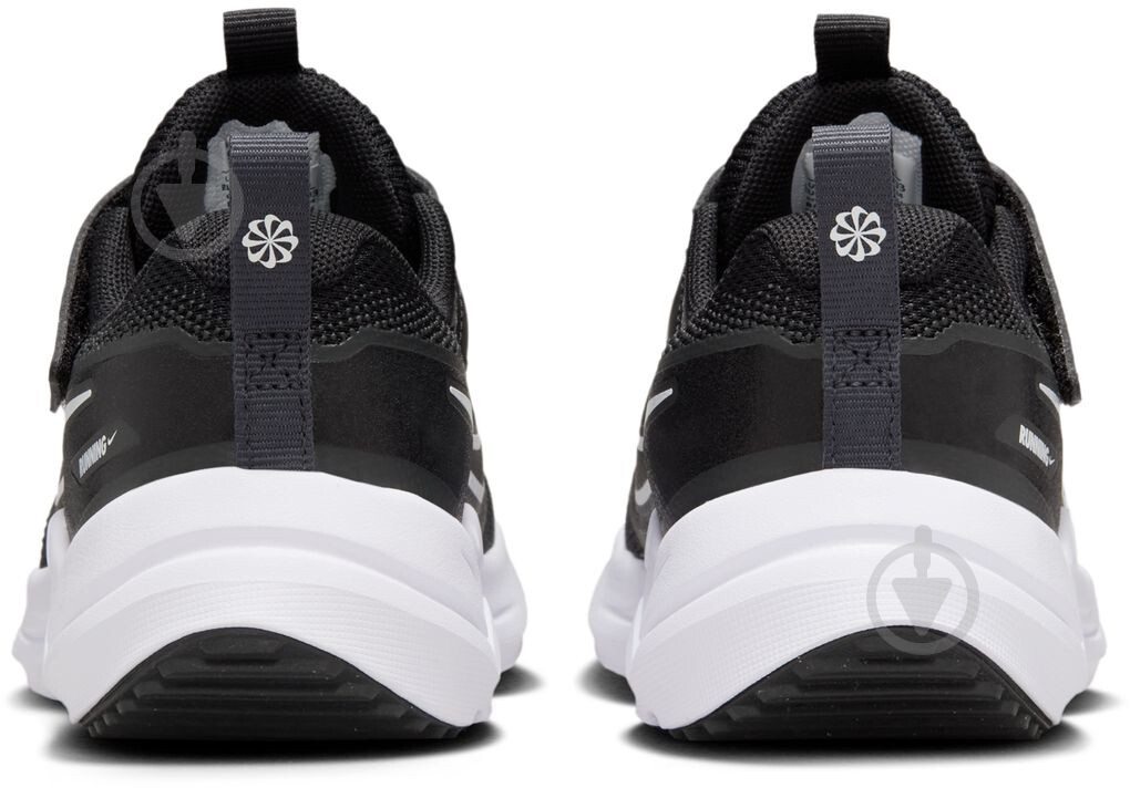 Кросівки Nike Cosmic Runner HM4400-003 р.32 - фото 6 Кросівки Nike Cosmic Runner HM4400-003 р.32 - фото 6