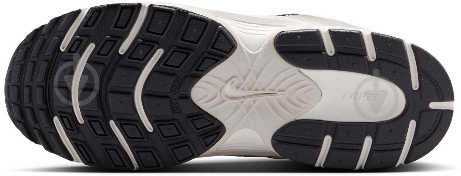 Кроссовки Nike V5 RNR (GS) HQ6411-102 р.35,5 - фото 9