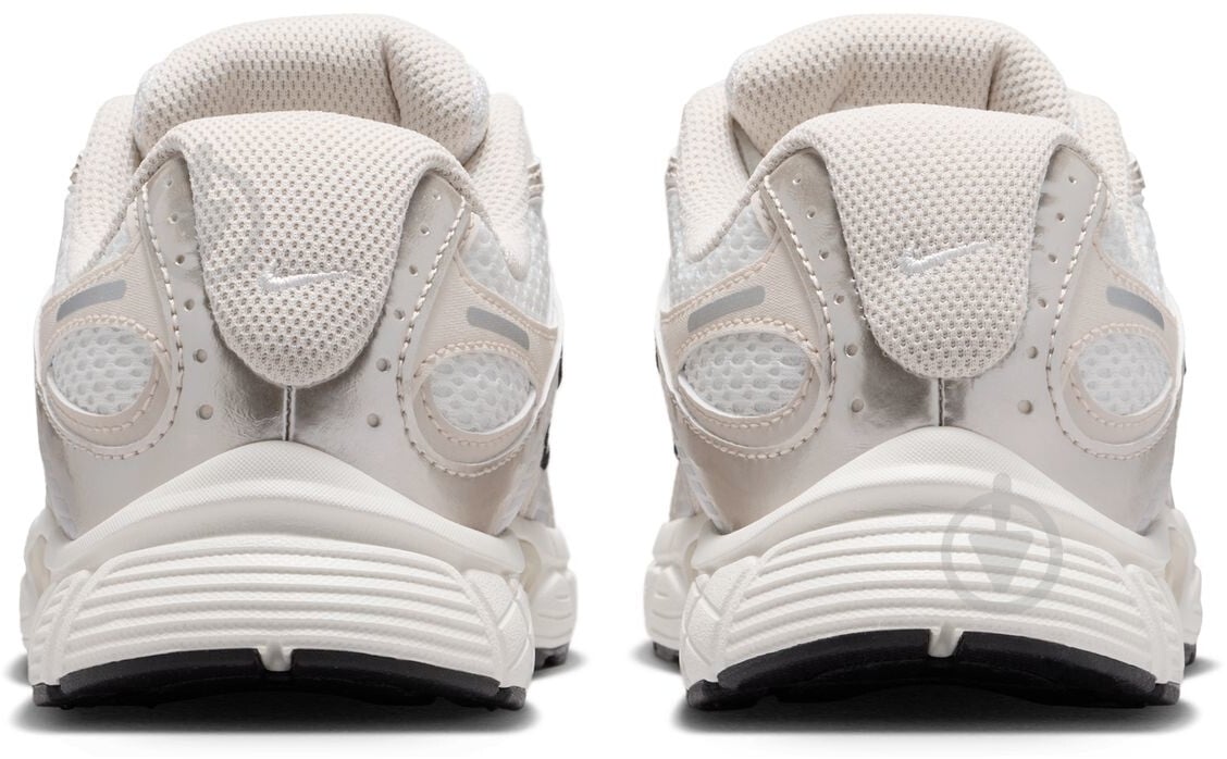 Кросівки Nike V5 RNR (GS) HQ6411-102 р.37,5 - фото 6 Кросівки Nike V5 RNR (GS) HQ6411-102 р.37,5 - фото 6