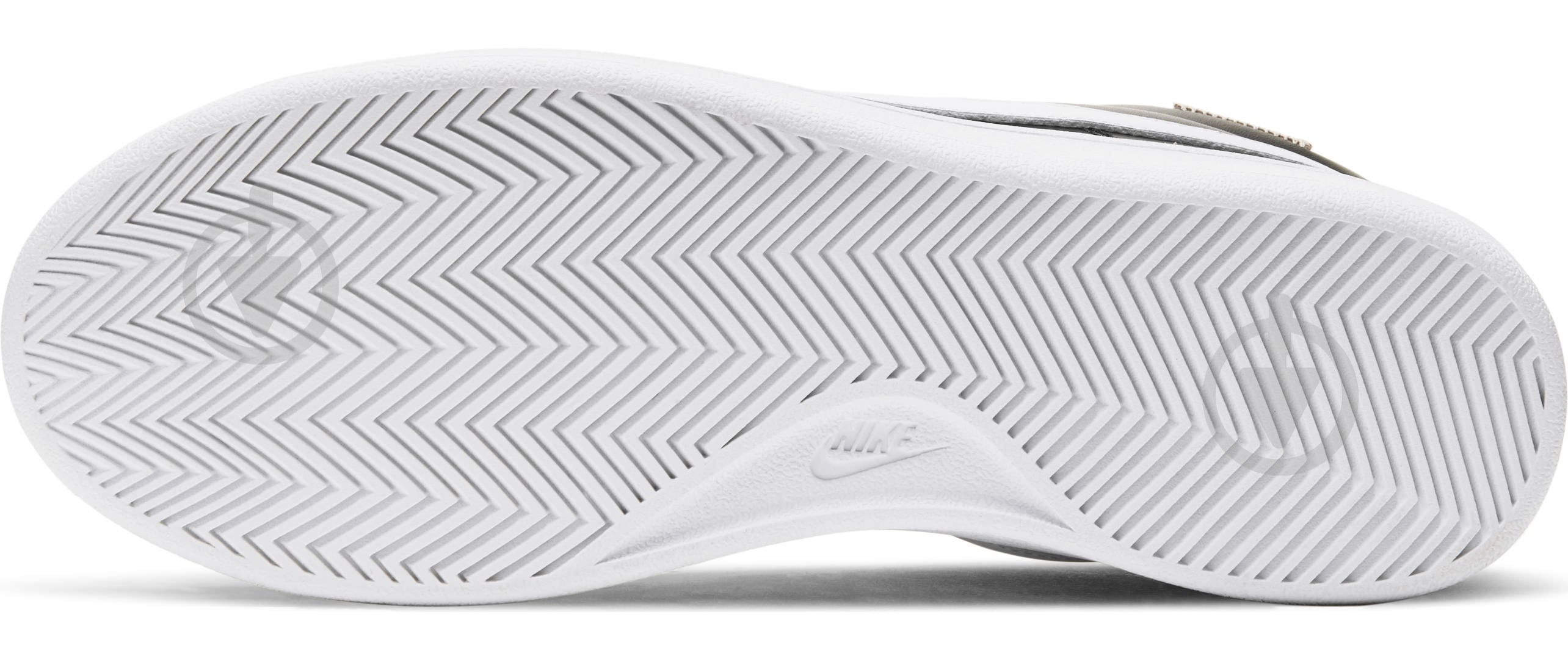 Кроссовки женские Nike COURT ROYALE 2 MID CT1725-001 р.39 черные - фото 8
