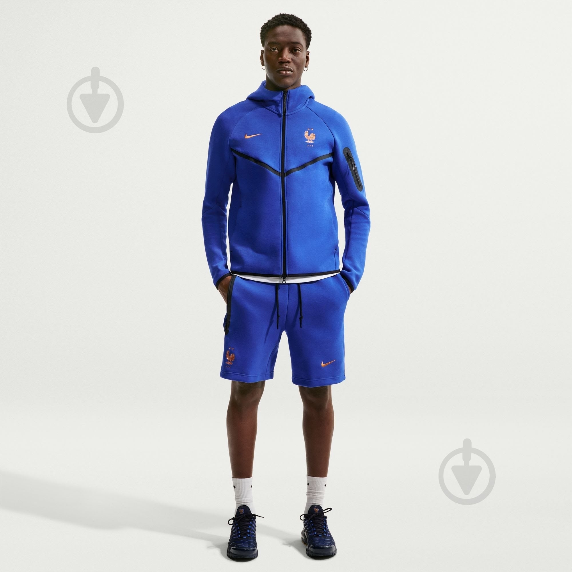 Шорти Nike FFF M NK TCH FLC SHORT IB6065-480 р. 2XL блакитний - фото 2 Шорти Nike FFF M NK TCH FLC SHORT IB6065-480 р. 2XL блакитний - фото 2
