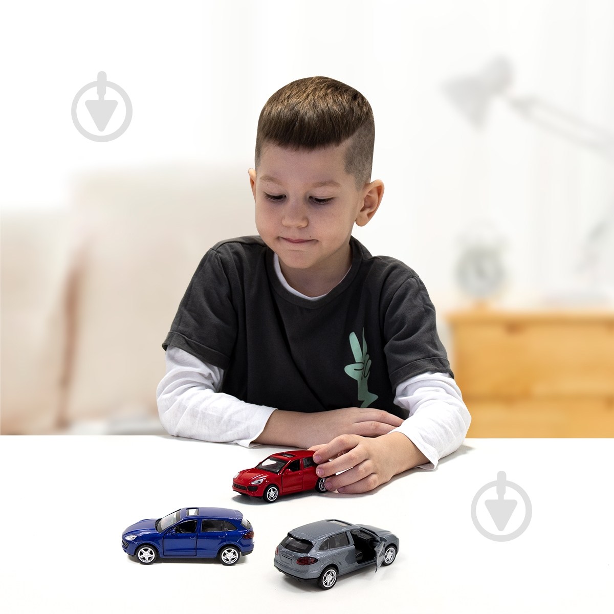 Машинка TechnoDrive 1:32 PORSCHE CAYENNE S красный) 250252 - фото 10