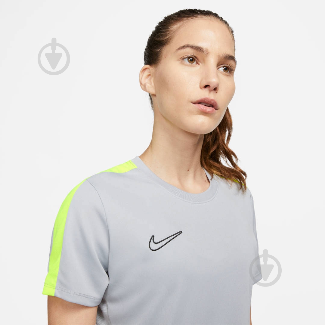 Футболка Nike DX0521-007 р.L серый - фото 3