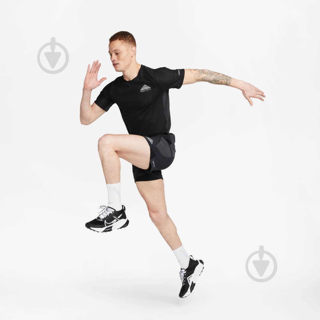 Футболка Nike DV9305-010 р.S чорний - фото 8 Футболка Nike DV9305-010 р.S чорний - фото 8