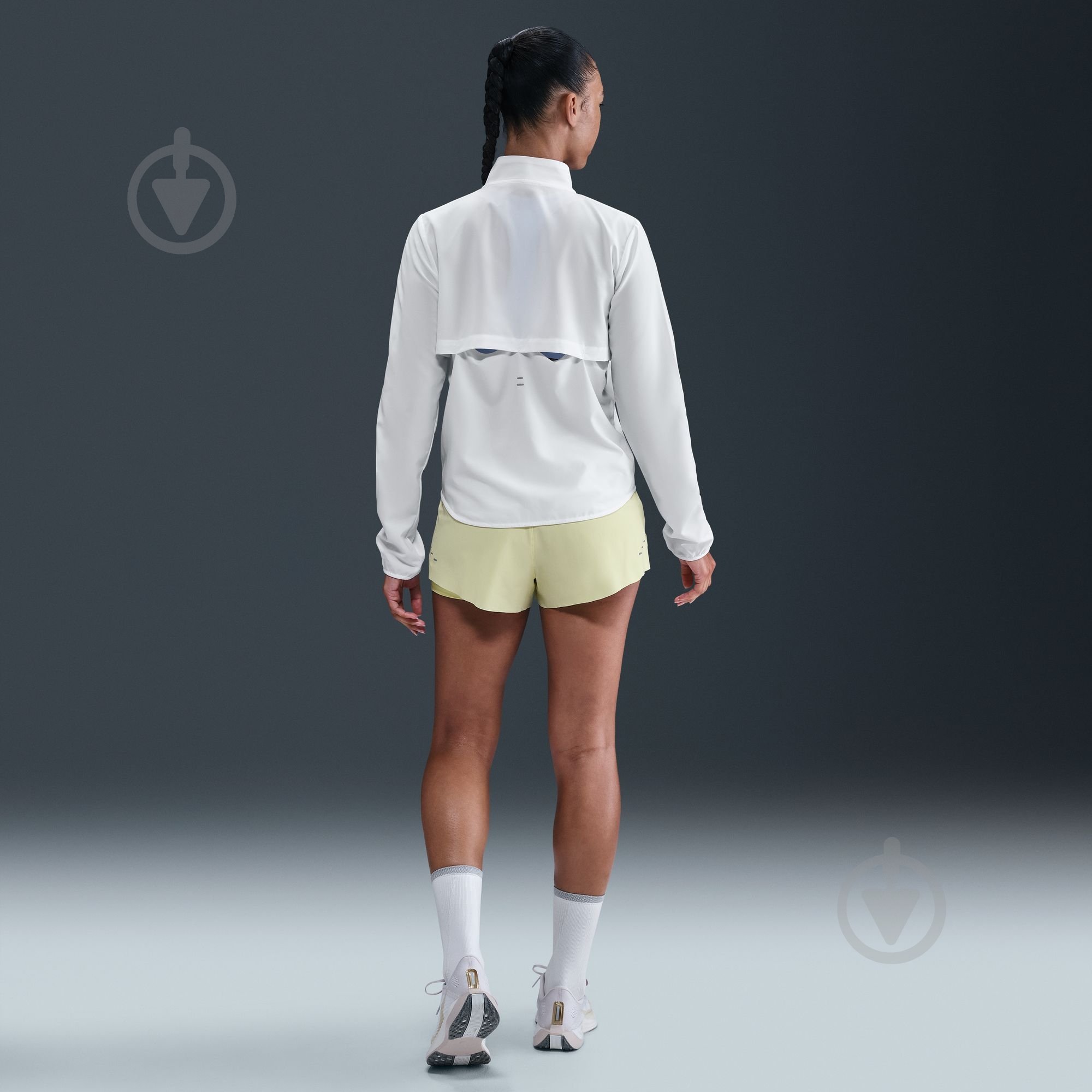 Ветровка женская Nike W NK TEMPO SWSH HBR DF JKT HV2647-100 р.M белая - фото 4 Ветровка женская Nike W NK TEMPO SWSH HBR DF JKT HV2647-100 р.M белая - фото 4