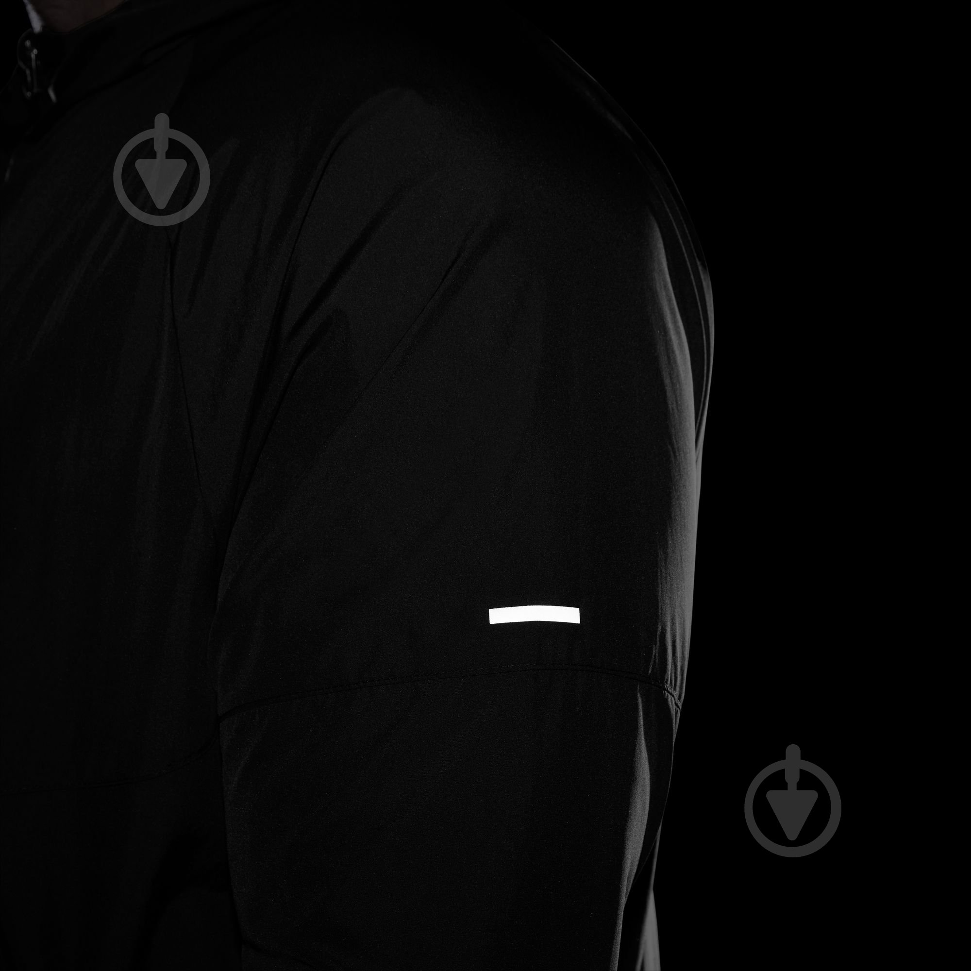 Ветровка Nike M NK RPL MILER JKT DD4746-010 р.2XL - фото 18 Ветровка Nike M NK RPL MILER JKT DD4746-010 р.2XL - фото 18