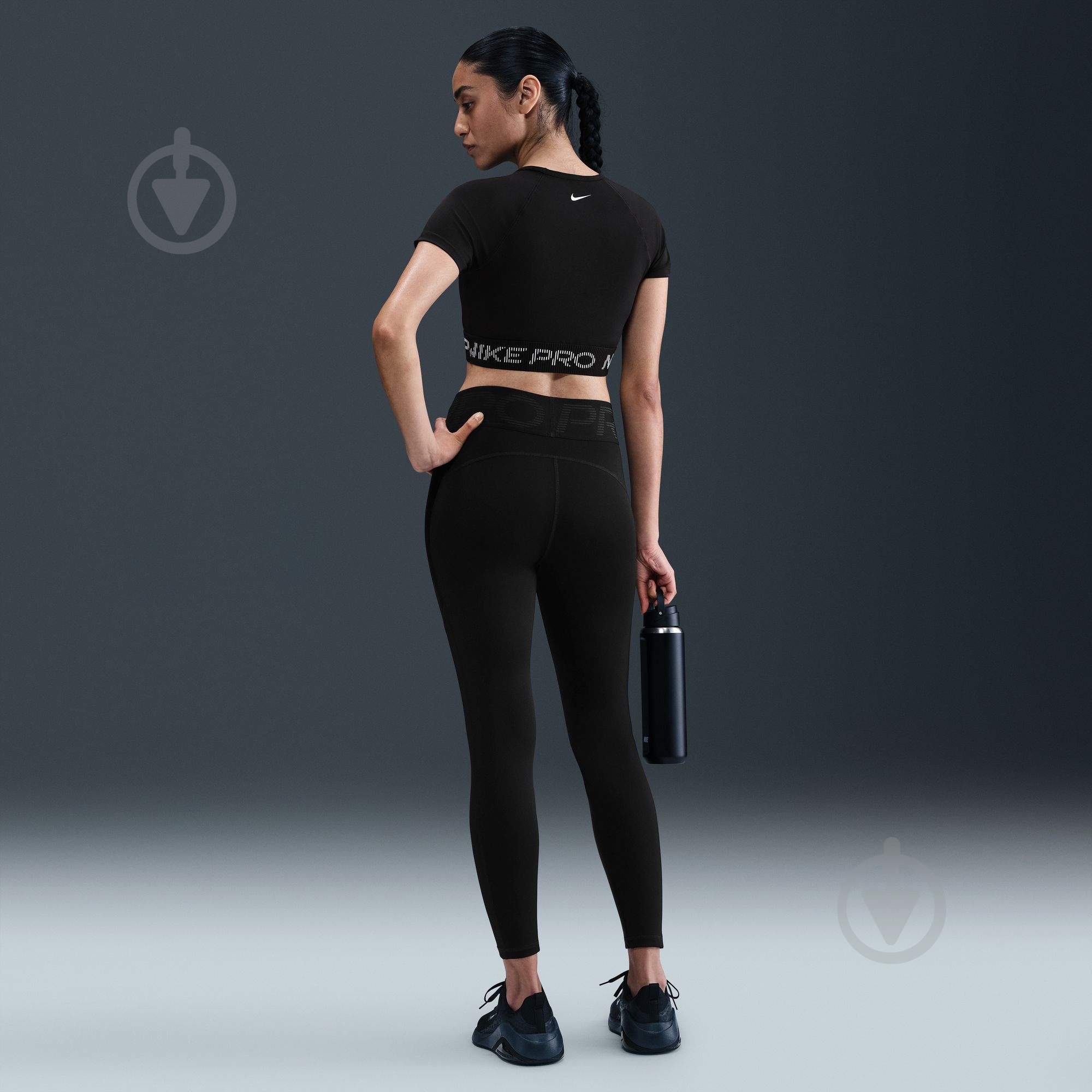 Топ Nike W NP DF SS TOP TT GRX HV3673-010 р.XS черный - фото 7 Топ Nike W NP DF SS TOP TT GRX HV3673-010 р.XS черный - фото 7