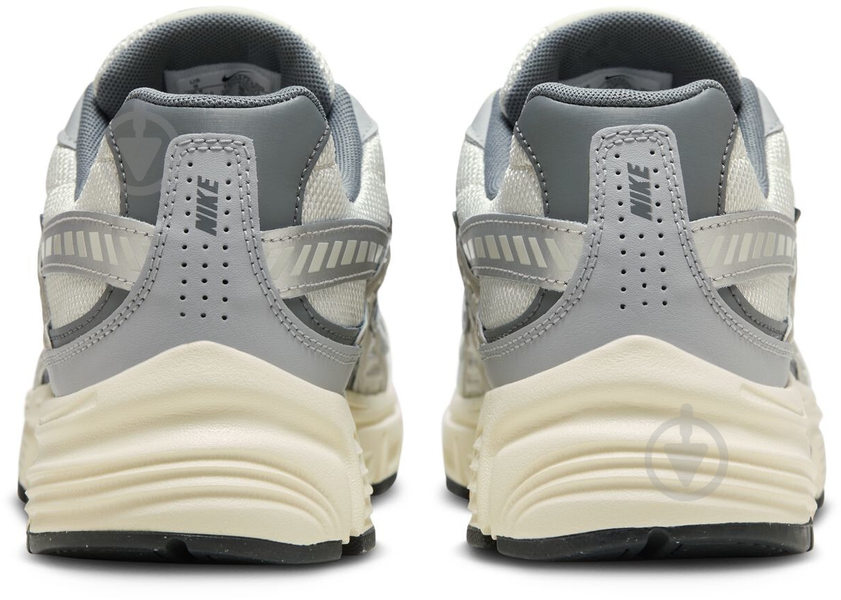 Кросівки чоловічі Nike INITIATOR HQ1179-001 р.45,5 сірі - фото 6