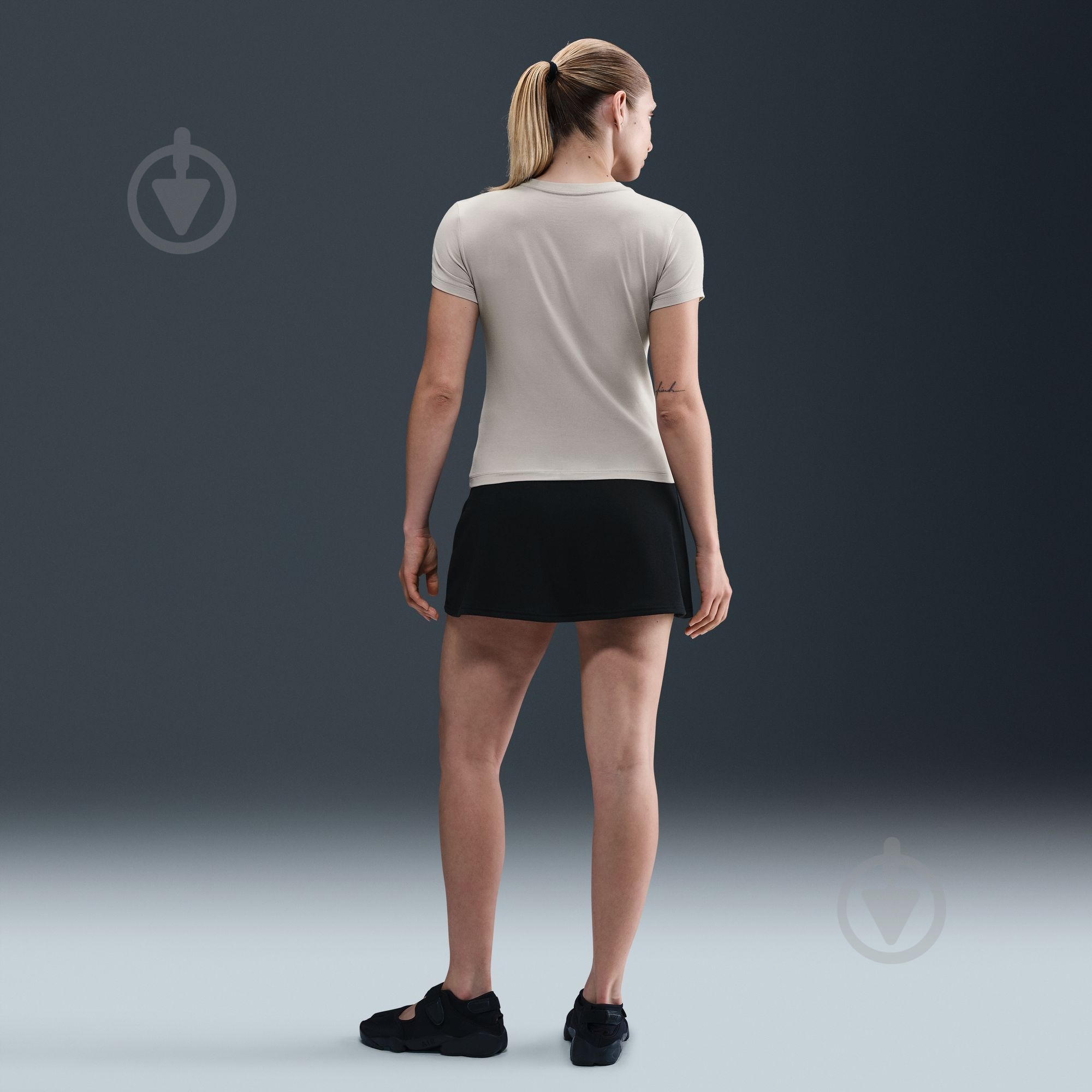 Футболка Nike W NSW NK CHLL KNT MD CRP FV5508-009 р.L бежевый - фото 7 Футболка Nike W NSW NK CHLL KNT MD CRP FV5508-009 р.L бежевый - фото 7