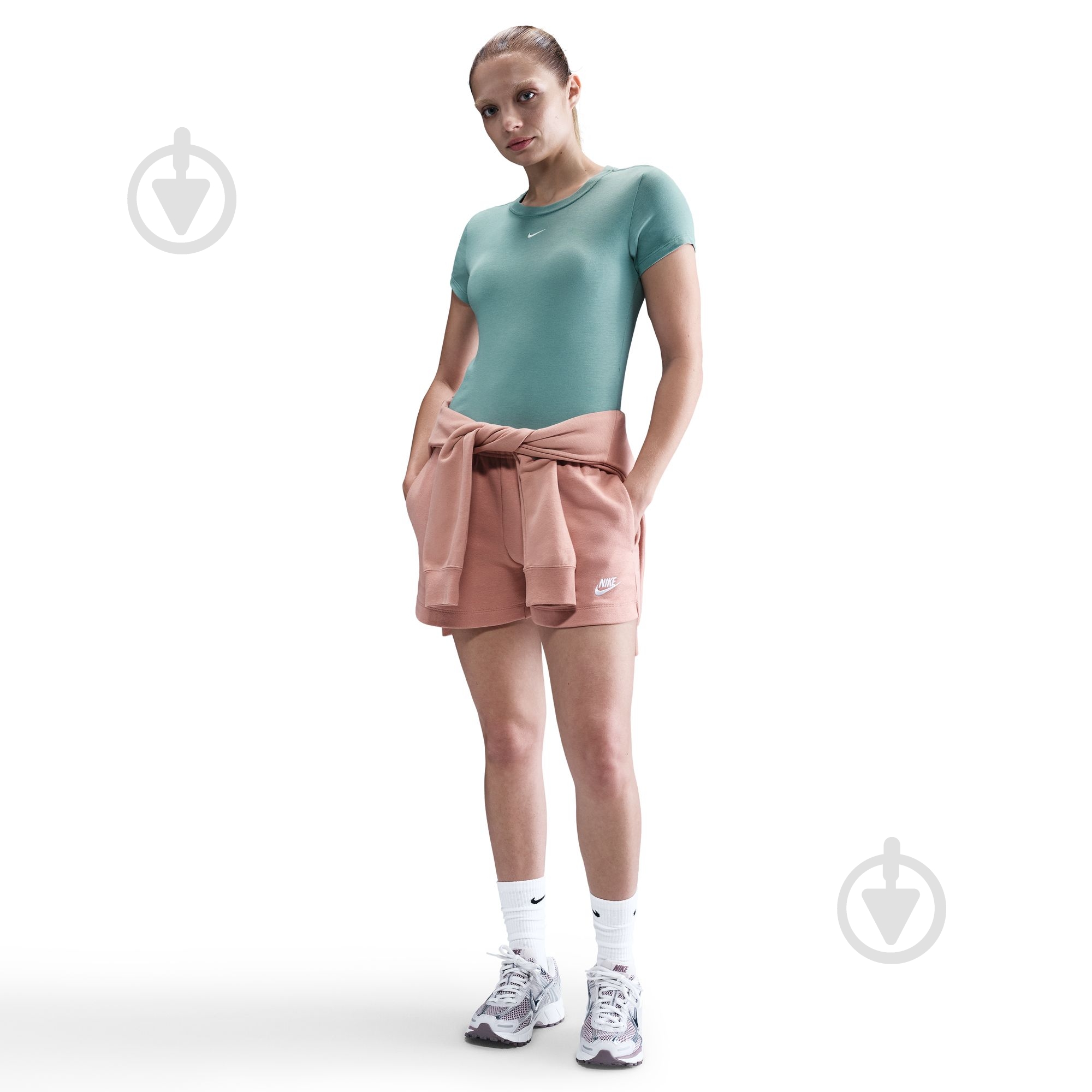 Футболка Nike W NSW NK CHLL KNT MD CRP FV5508-018 р.XS зелений - фото 2 Футболка Nike W NSW NK CHLL KNT MD CRP FV5508-018 р.XS зелений - фото 2