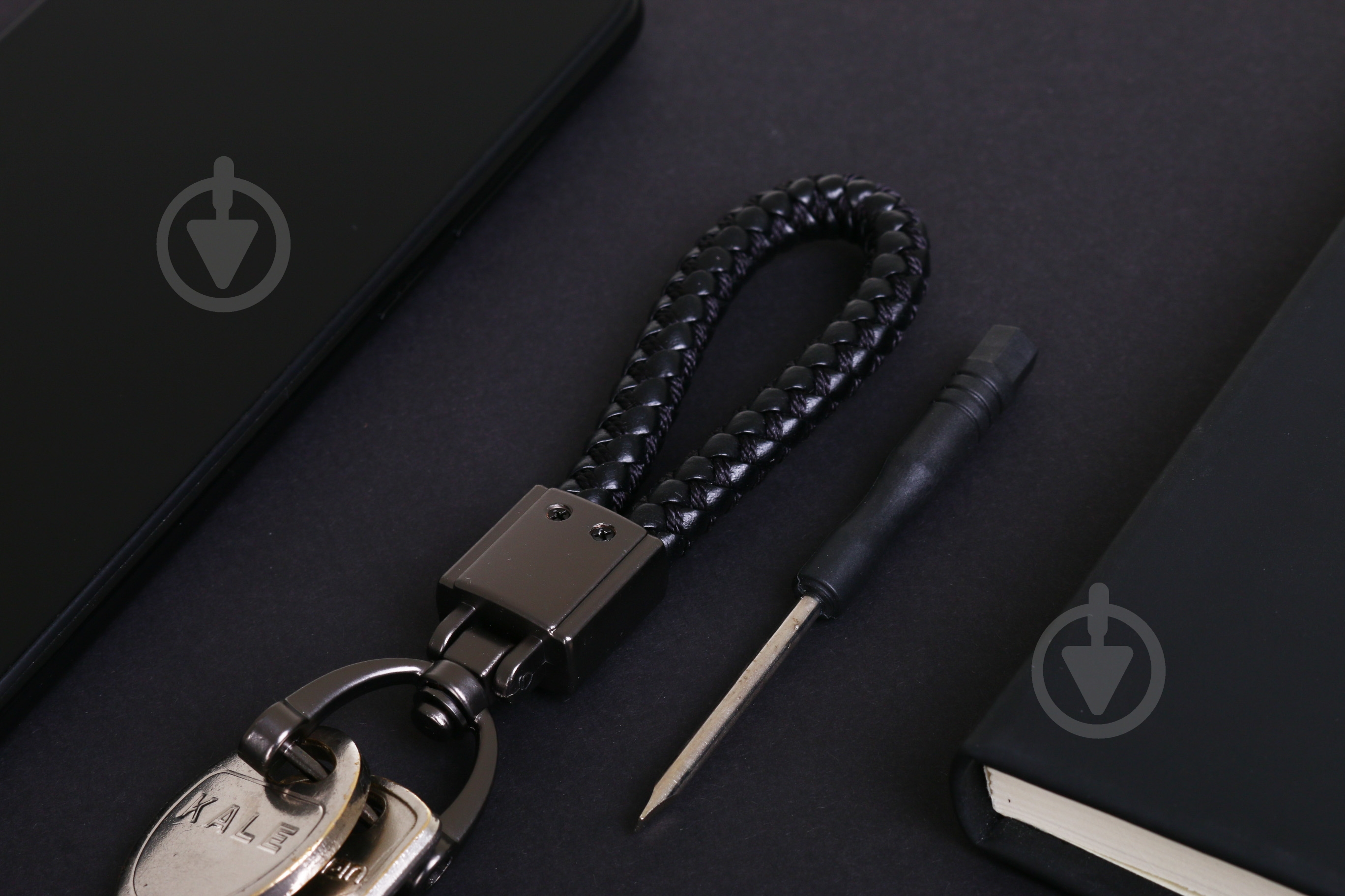 Брелок для ключів з U затискачем з викруткою чорний - фото 7