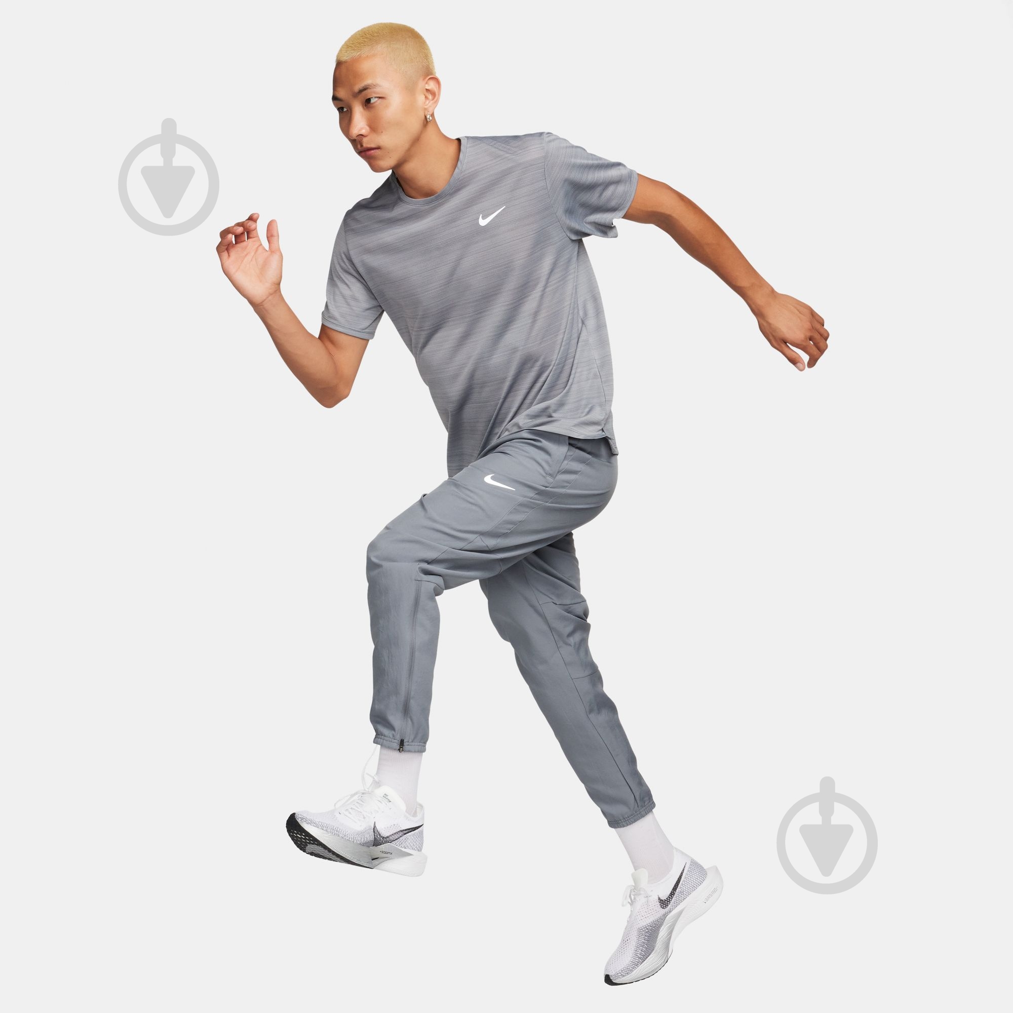 Брюки Nike M NK DF CHALLENGR WVN PANT FQ4780-084 р. L серый - фото 13 Брюки Nike M NK DF CHALLENGR WVN PANT FQ4780-084 р. L серый - фото 13