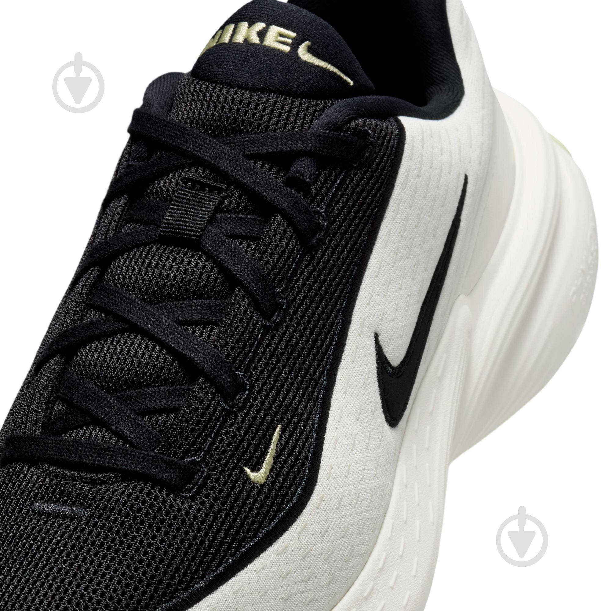 Кроссовки мужские демисезонные Nike Uplift SC IB2765-100 р.42,5 белые с черным - фото 9 Кроссовки мужские демисезонные Nike Uplift SC IB2765-100 р.42,5 белые с черным - фото 9