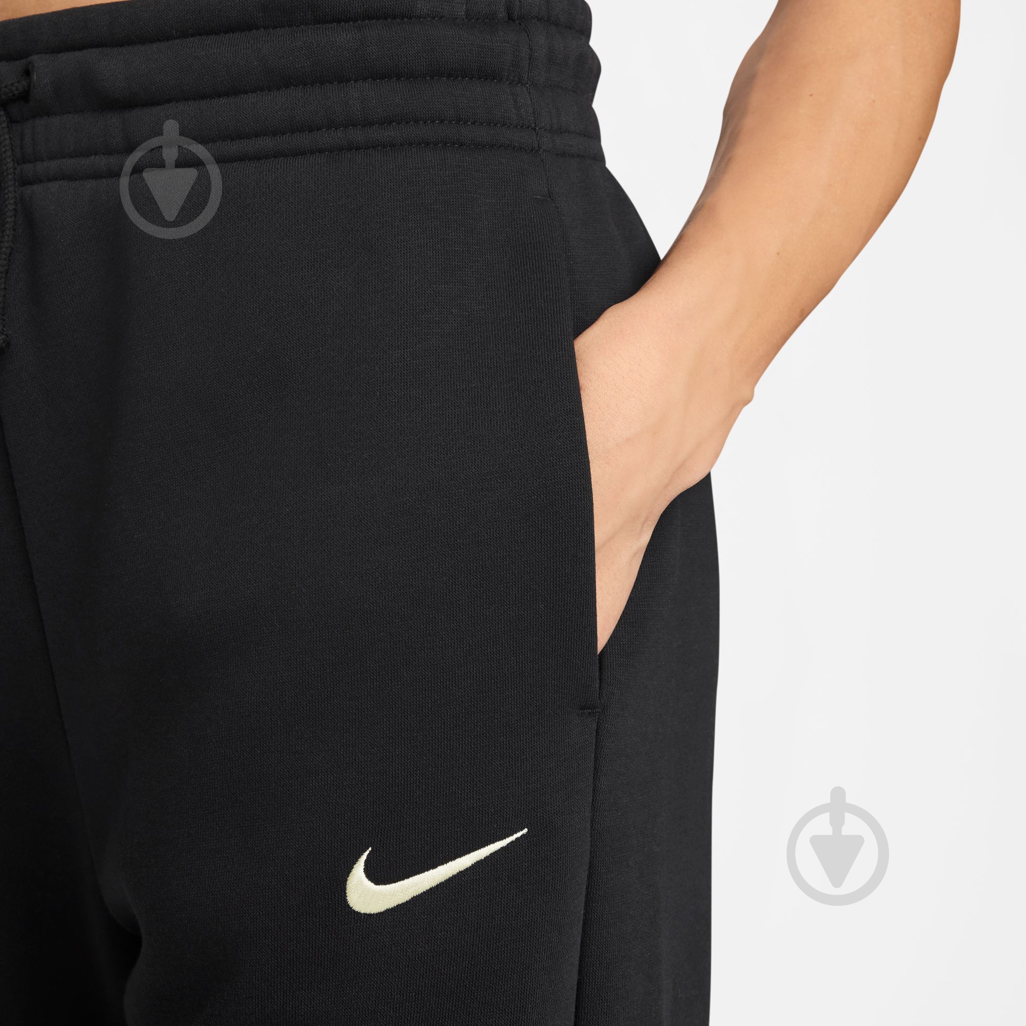 Штани Nike W NSW PHNX FLC HR Pant Wide 2 IH1011-010 р. M чорний - фото 4