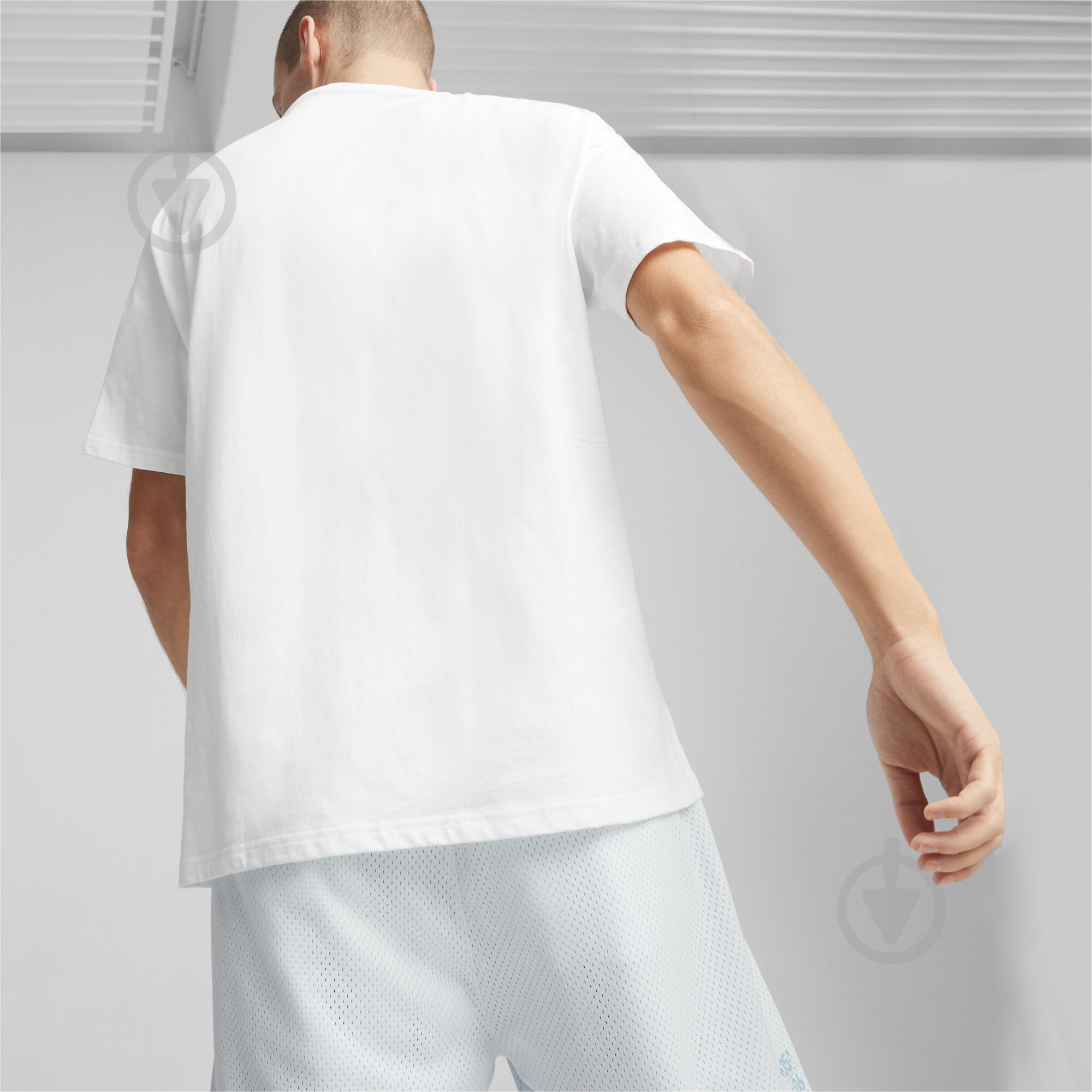 Футболка Puma JAWS EMB CORE TEE 62477202 р.M білий - фото 5