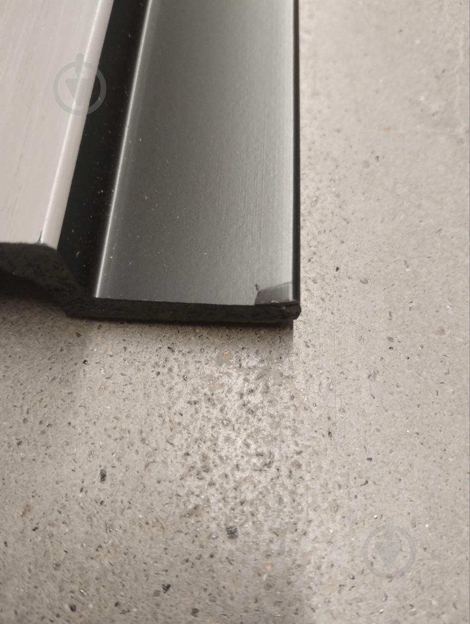 УЦІНКА! Рейкова панель MARCO decor 11920-701-K сіре дерево з чорним 119х20х2900 мм (0,34 кв.м) (УЦ №2511) - фото 7 УЦІНКА! Рейкова панель MARCO decor 11920-701-K сіре дерево з чорним 119х20х2900 мм (0,34 кв.м) (УЦ №2511) - фото 7