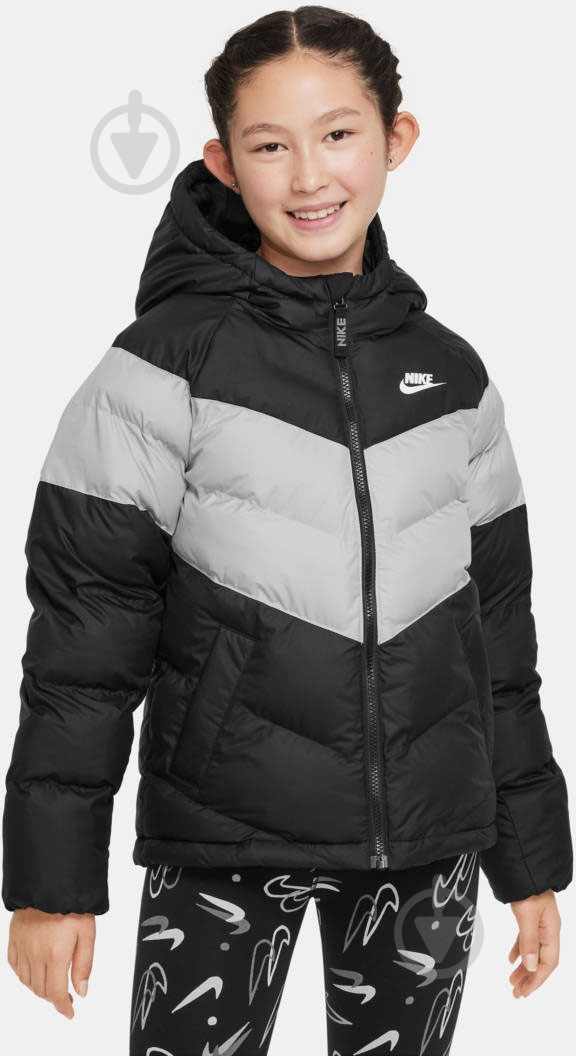 Куртка Nike DX1264-010 р.S чорна - фото 1 Куртка Nike DX1264-010 р.S чорна - фото 1