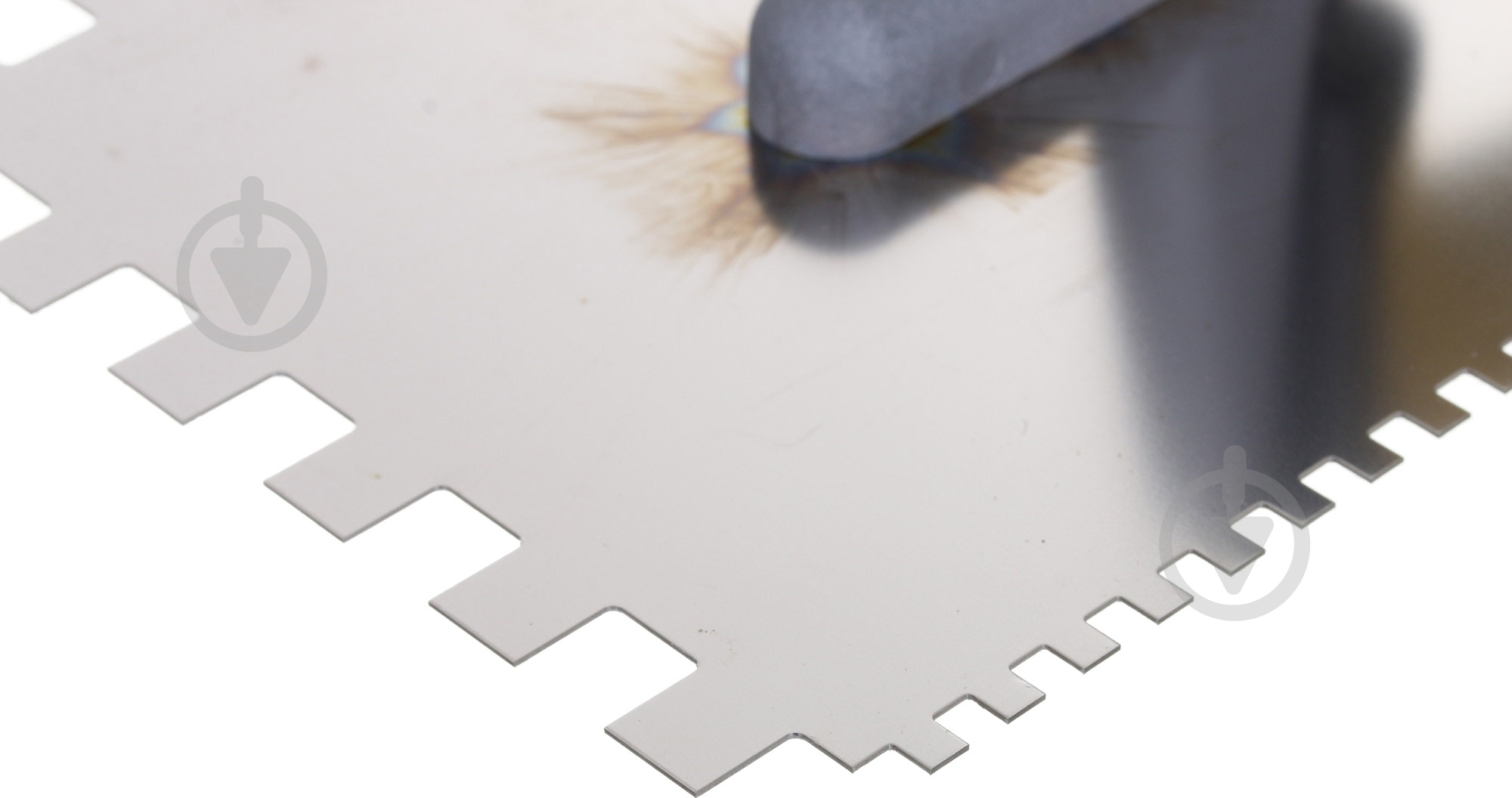 Гладилка зубчатая BauGut 270x130 мм зуб 4 и 10 мм BT-902-41-00 - фото 4 Гладилка зубчатая BauGut 270x130 мм зуб 4 и 10 мм BT-902-41-00 - фото 4