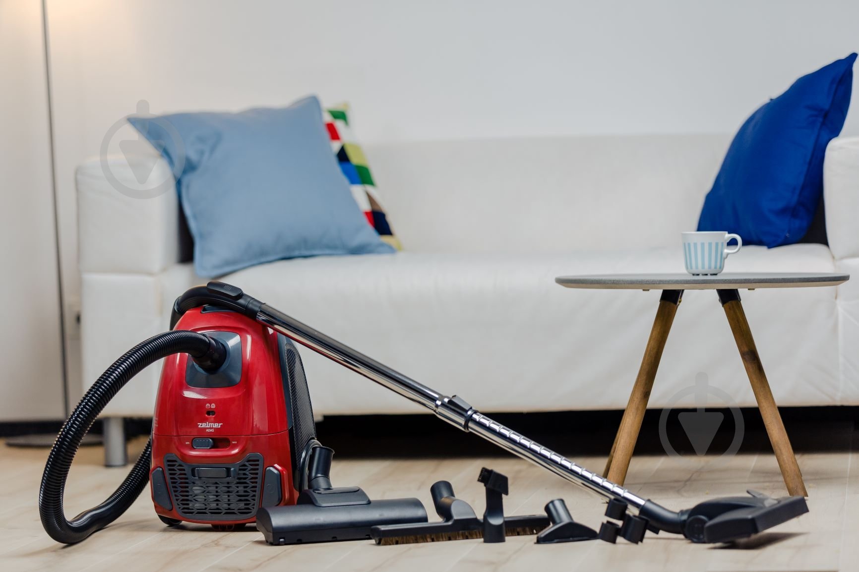 Пылесос Zelmer Adas ZVC323PB red - фото 12