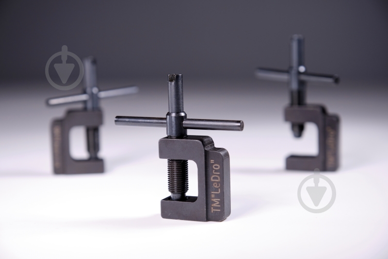 Крепление корректор мушки прицела КМ-01 – (мушковод и мушковерт – два в одном) - фото 12 Крепление корректор мушки прицела КМ-01 – (мушковод и мушковерт – два в одном) - фото 12