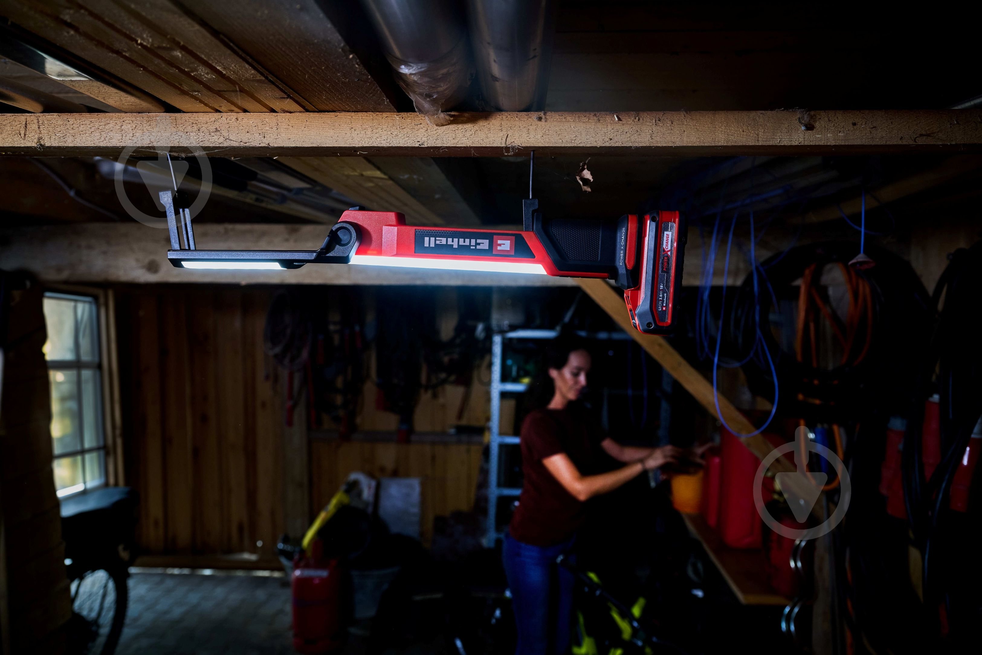 Фонарь светодиодный Einhell аккумуляторный PXC TE-CL 18/1000 S Li - Solo 1000 Lm 4514180 - фото 9 Фонарь светодиодный Einhell аккумуляторный PXC TE-CL 18/1000 S Li - Solo 1000 Lm 4514180 - фото 9