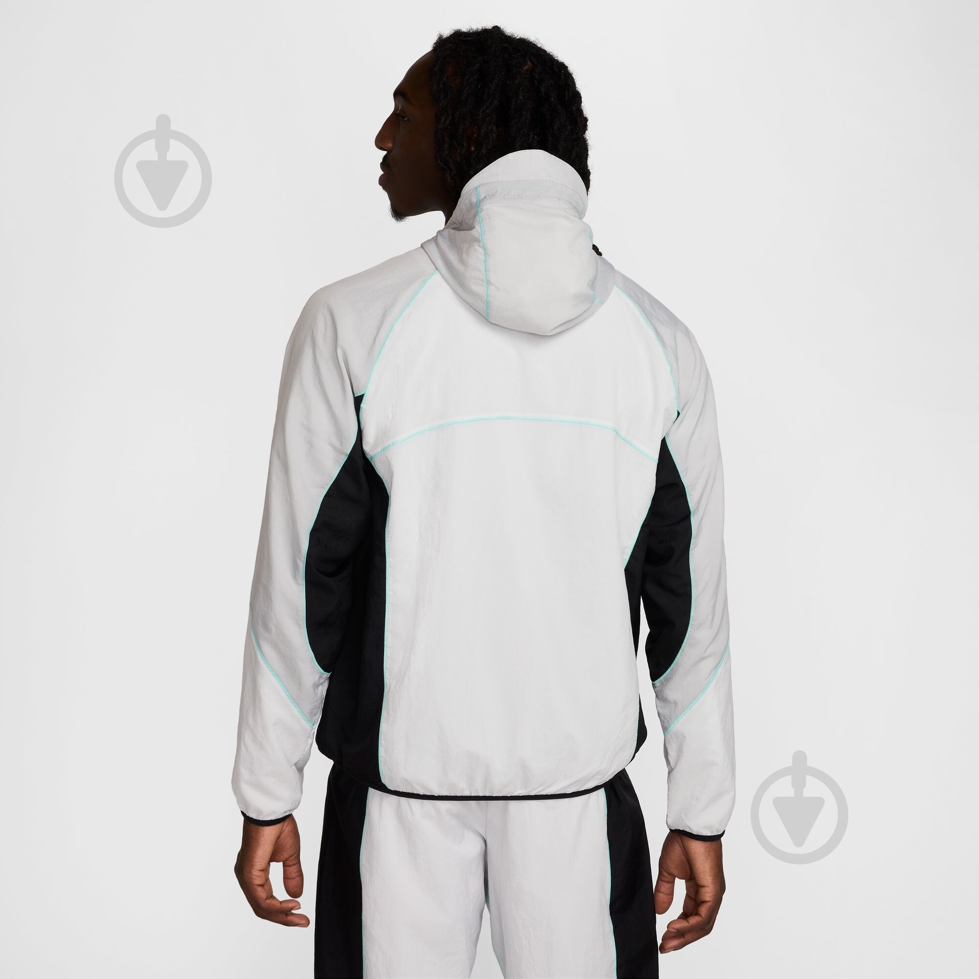 Вітрівка чоловіча Nike M NK RPL STRK+ HD JKT W HJ3802-025 р.M біла - фото 2 Вітрівка чоловіча Nike M NK RPL STRK+ HD JKT W HJ3802-025 р.M біла - фото 2