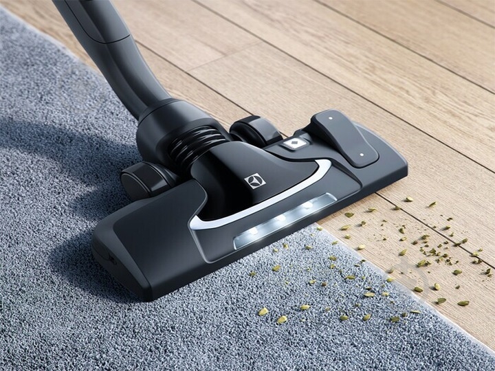 Щітка Electrolux ZE141 для пилососів - фото 3 Щітка Electrolux ZE141 для пилососів - фото 3