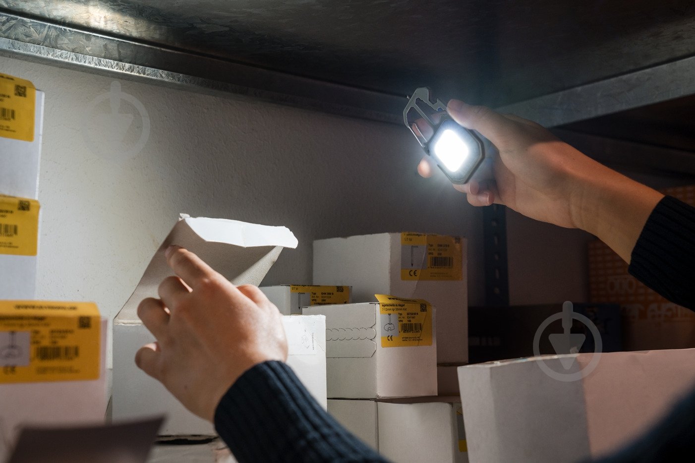 Брелок-ліхтарик Brennenstuhl MTL 600A 6 в 1 600 Lm чорний 1173750009 - фото 11 Брелок-ліхтарик Brennenstuhl MTL 600A 6 в 1 600 Lm чорний 1173750009 - фото 11