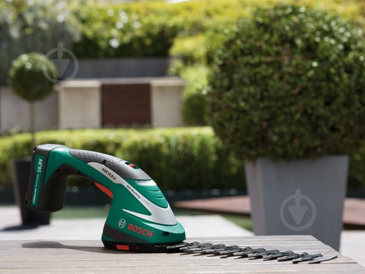 Кусторез аккумуляторный Bosch ASB 10,8 LI - фото 2