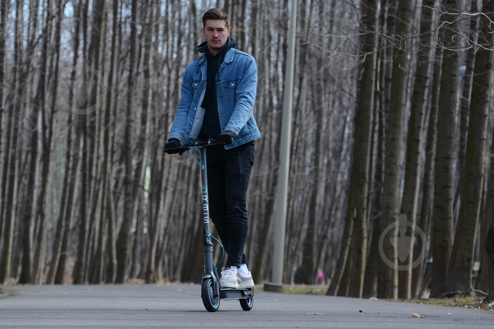 Электросамокат URBiS U3.2 electric scooter - фото 9